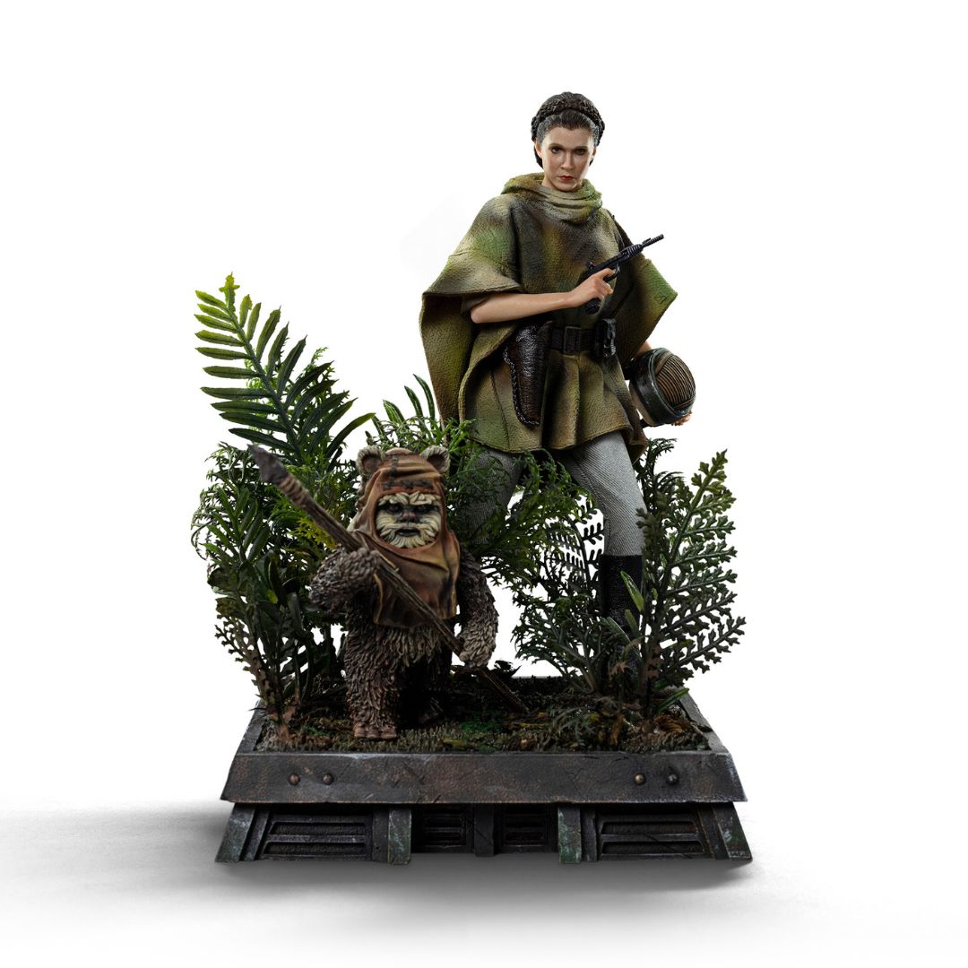Star Wars: Episode Vi – Return Of The Jedi Leia And Wicket Art Statue By Iron Studios -Iron Studios - India - www.superherotoystore.com