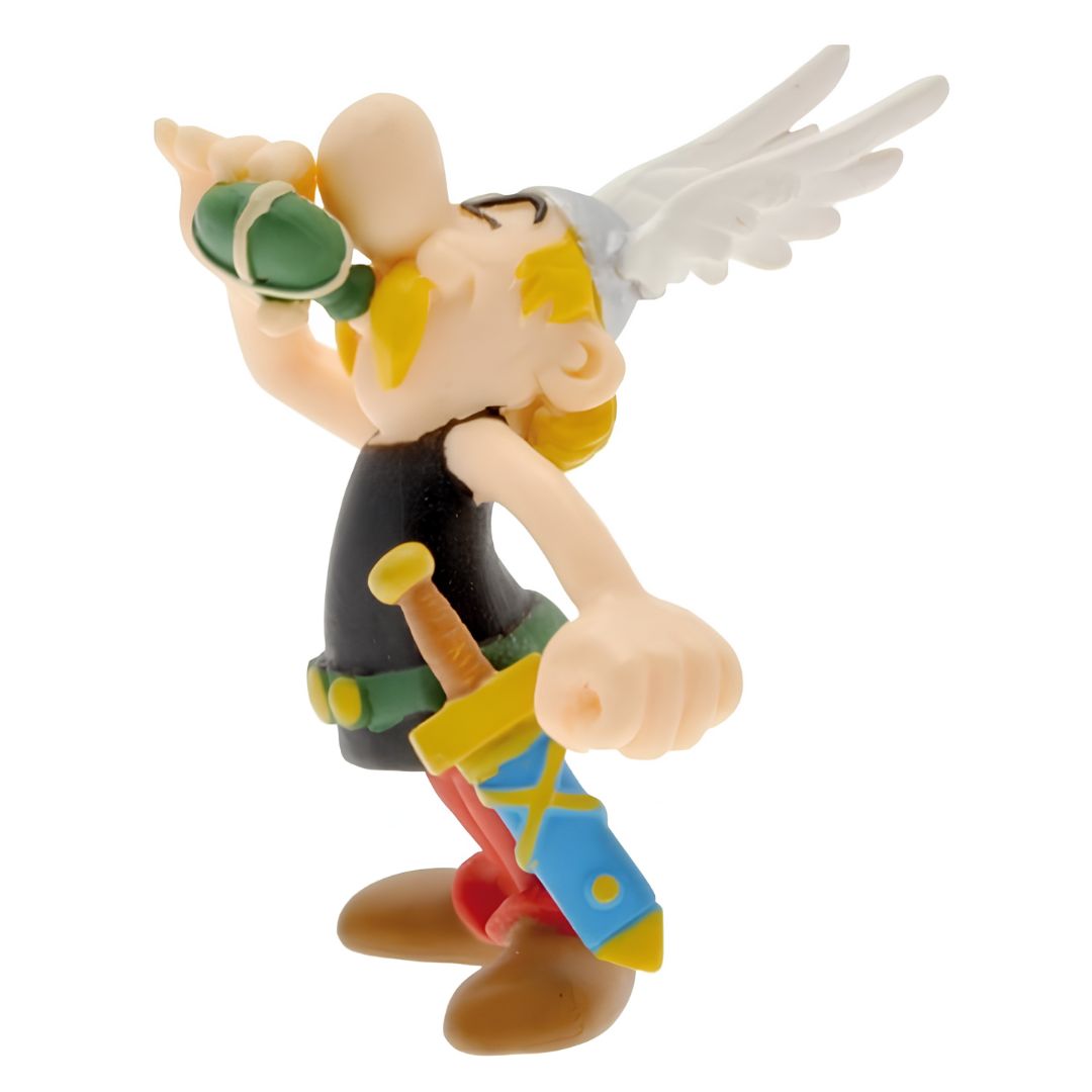 Asterix Pvc Collectible Figure - Asterix Drinking The Magic Potion Statue By Plastoy