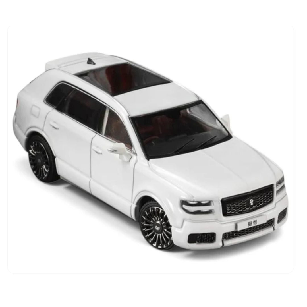 2023 White Toyota CENTURY RHD,WHITE 1:64 Scale Die-Cast Car by GCD