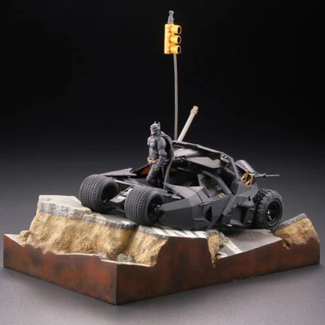 Lr054 Batmobile Tumbler In Gotham City By Revoltech -Revoltech - India - www.superherotoystore.com