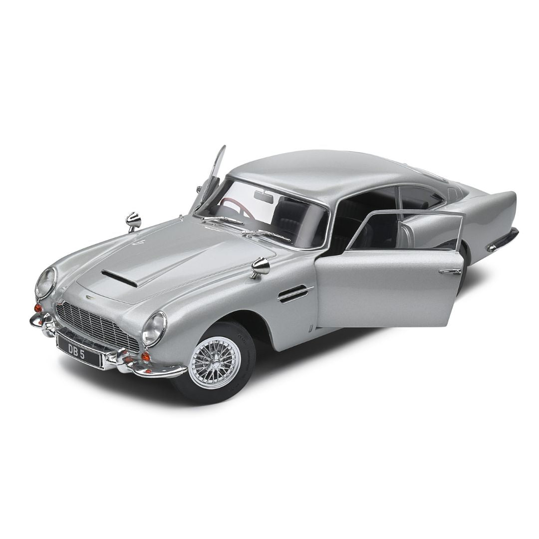 1:18 Aston Martin Db5 Silver Birch 1964 By Solido