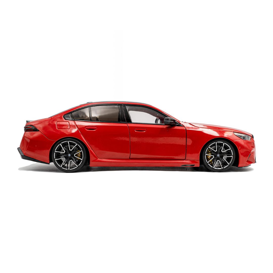 1:18 Bmw M5 Fire Red 2025 By Solido