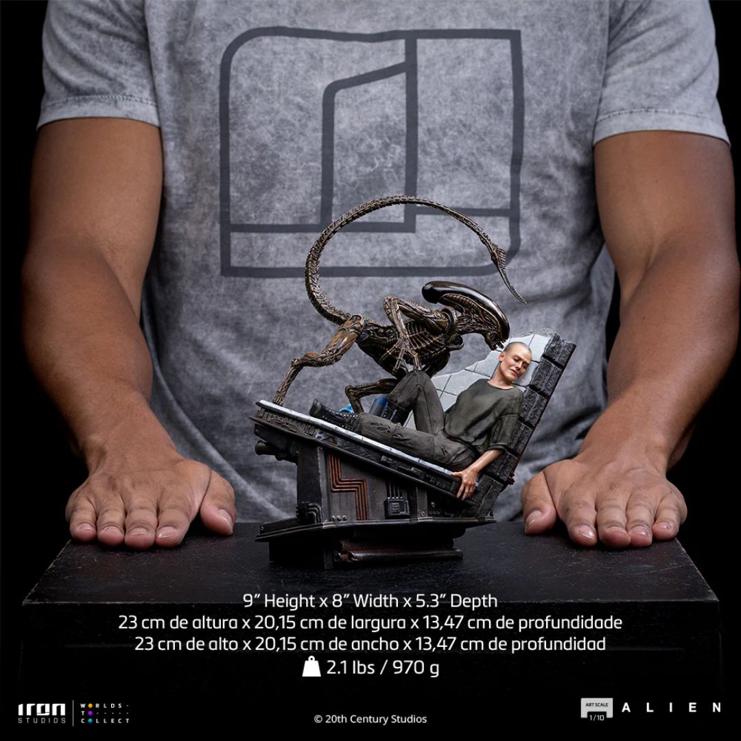 Alien 3 Ellen Ripley And Dog Alien Statue By Iron Studios