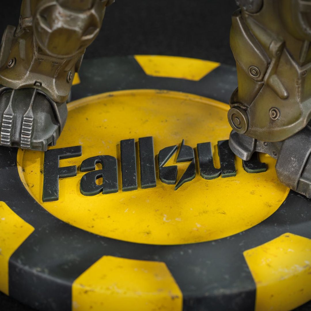 Fallout Amazon Ncr Power Armor Statue By Dark Horse Comics