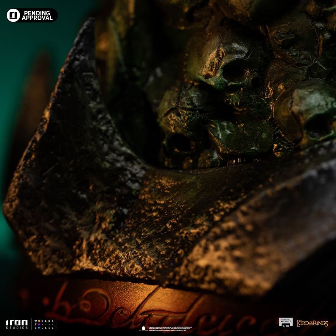 Aragon Unleashed Art Statue By Iron Studios -Iron Studios - India - www.superherotoystore.com