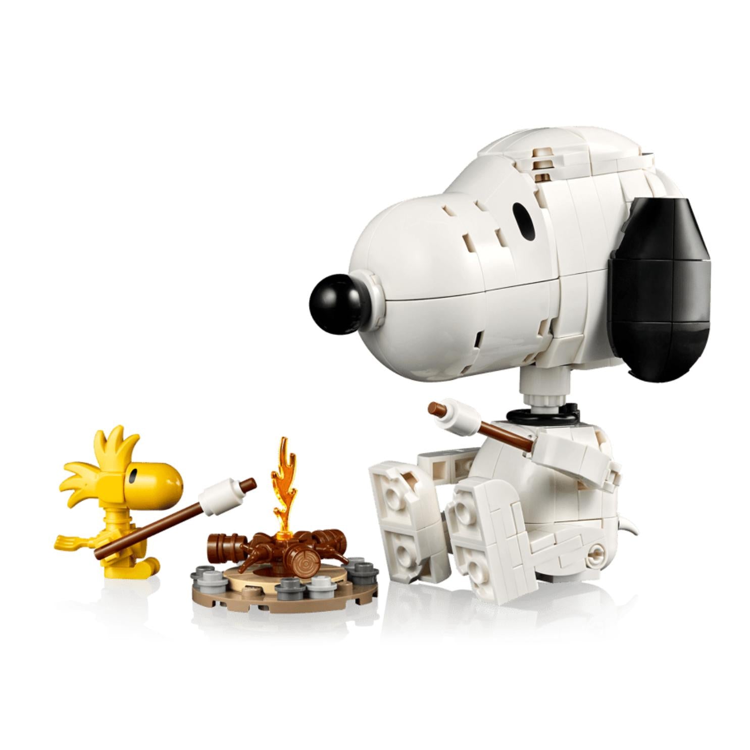 Peanuts: Snoopy'S Doghouse By Lego
