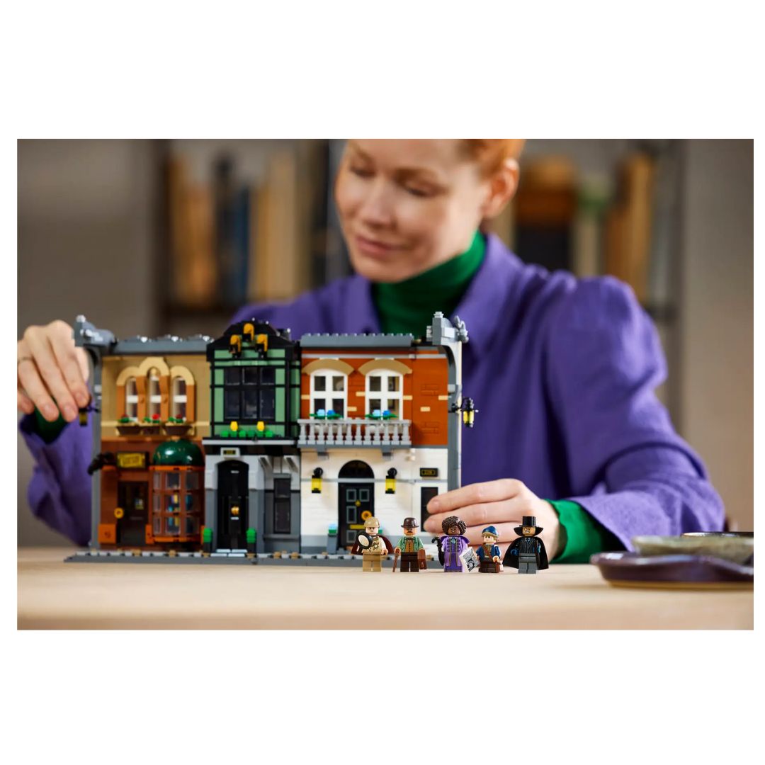 Sherlock Holmes: Book Nook By Lego -Lego - India - www.superherotoystore.com