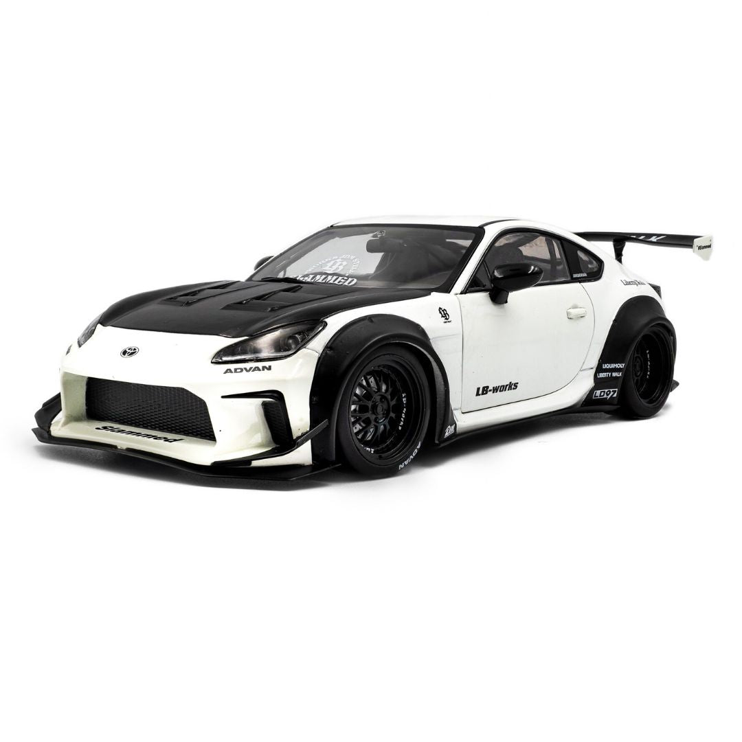 1:18 Toyota Gr86 Lbwk Body Kit Pearl White 2024 By Solido
