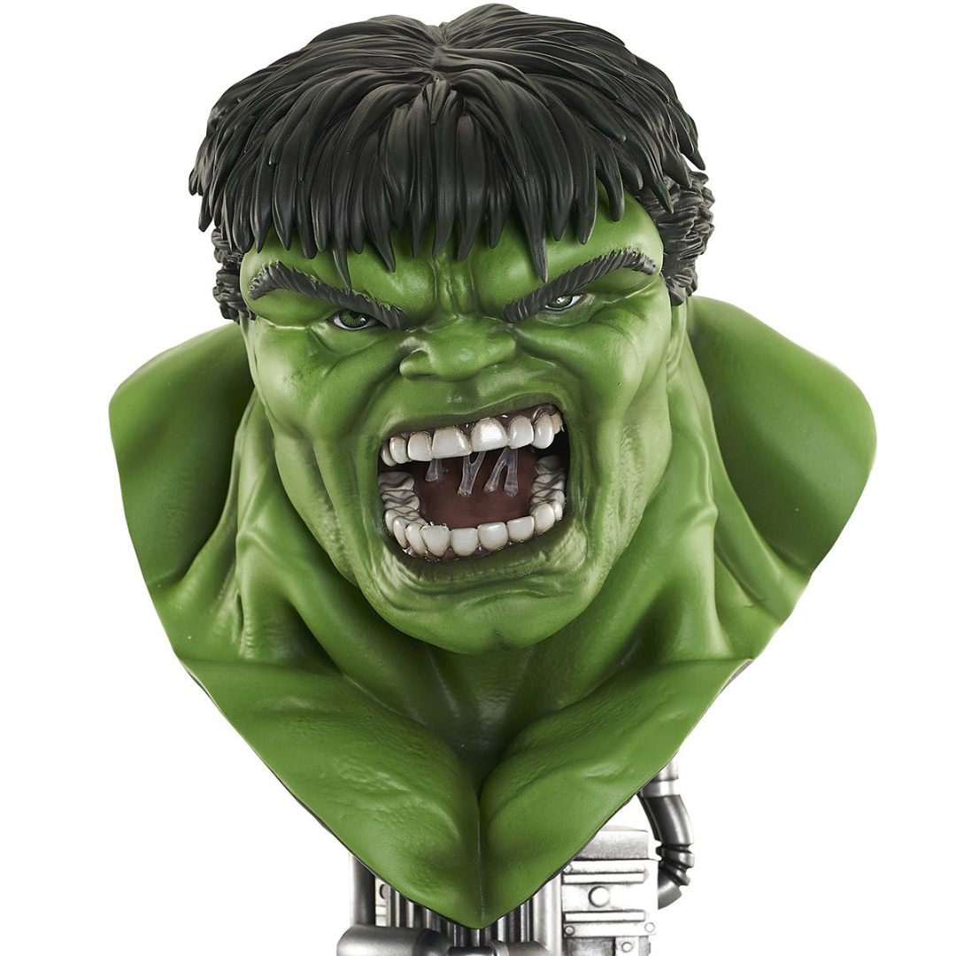 Marvel Legends in 3D Hulk 1:2 Scale Bust by Diamond Gallery -Diamond Gallery - India - www.superherotoystore.com
