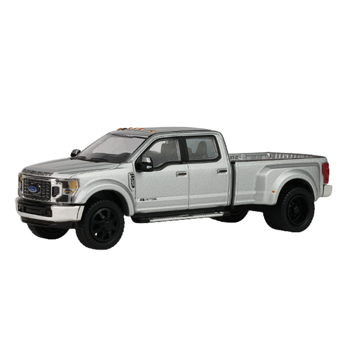 Auto Mall Series 8 - 2022 Ford F-450 Super Duty - Iconic Silver 1:64 Scale Die-Cast Car By Green Light