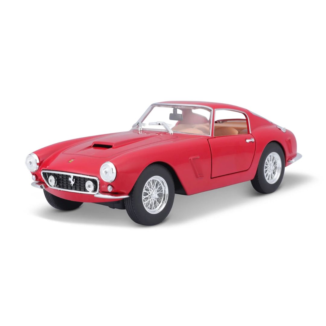 Red Ferrari GT Berlinetta Passo Corto (Hard Case) 1:24 Scale Die-Cast Car By Bburago