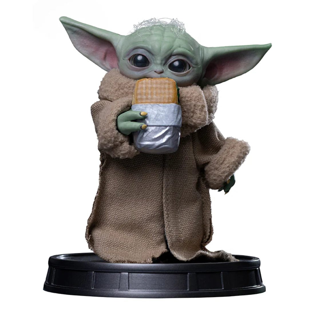 Mandalorian And Grogu Movie Grogu Food Cart Snack Statue By Iron Studios