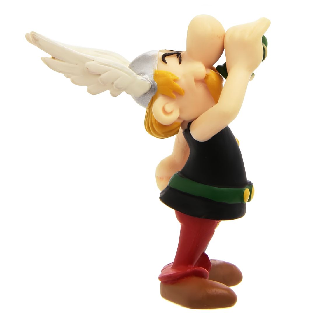 Asterix Pvc Collectible Figure - Asterix Drinking The Magic Potion Statue By Plastoy