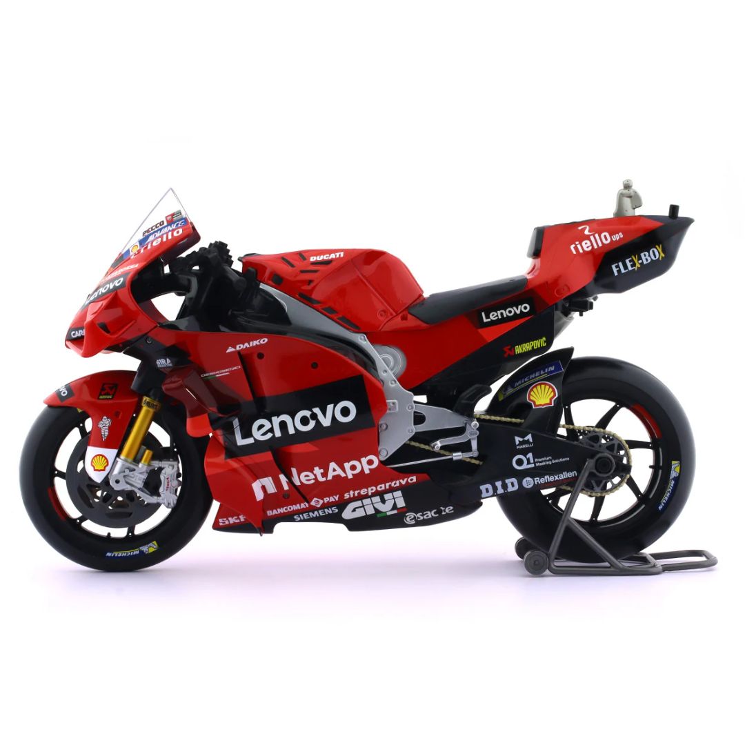 Ducati Lenovo team 2022 1:6 Scale Die-Cast bike by Bburago -Bburago - India - www.superherotoystore.com