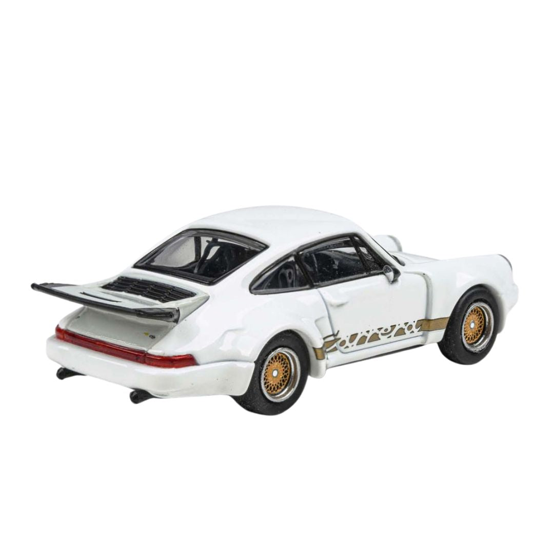 White Porsche 911 Carrera RSR 3.0 1:64 Scale Die-Cast Car by Para64