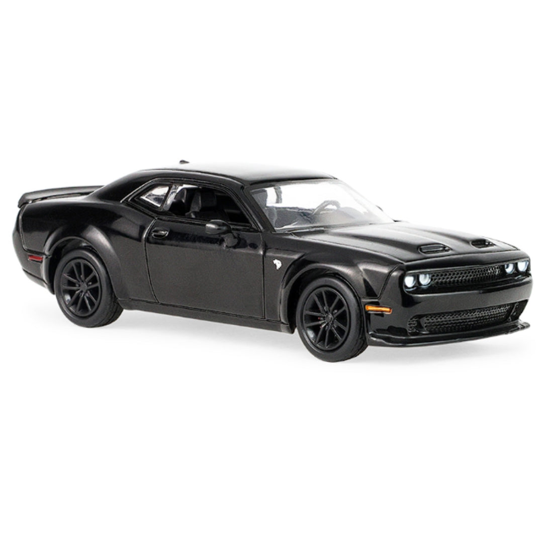 Auto Mall Series 8 - 2023 Challenger Srt Hellcat Widebody - Black 1:64 Scale Die-Cast Car By Green Light
