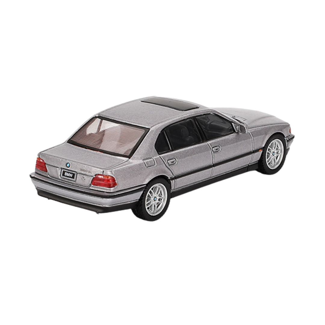 Bmw 750Il Aspen Silver Metallic 1:64 Die-Cast Car By Mini Gt By Mini Gt -Mini GT - India - www.superherotoystore.com