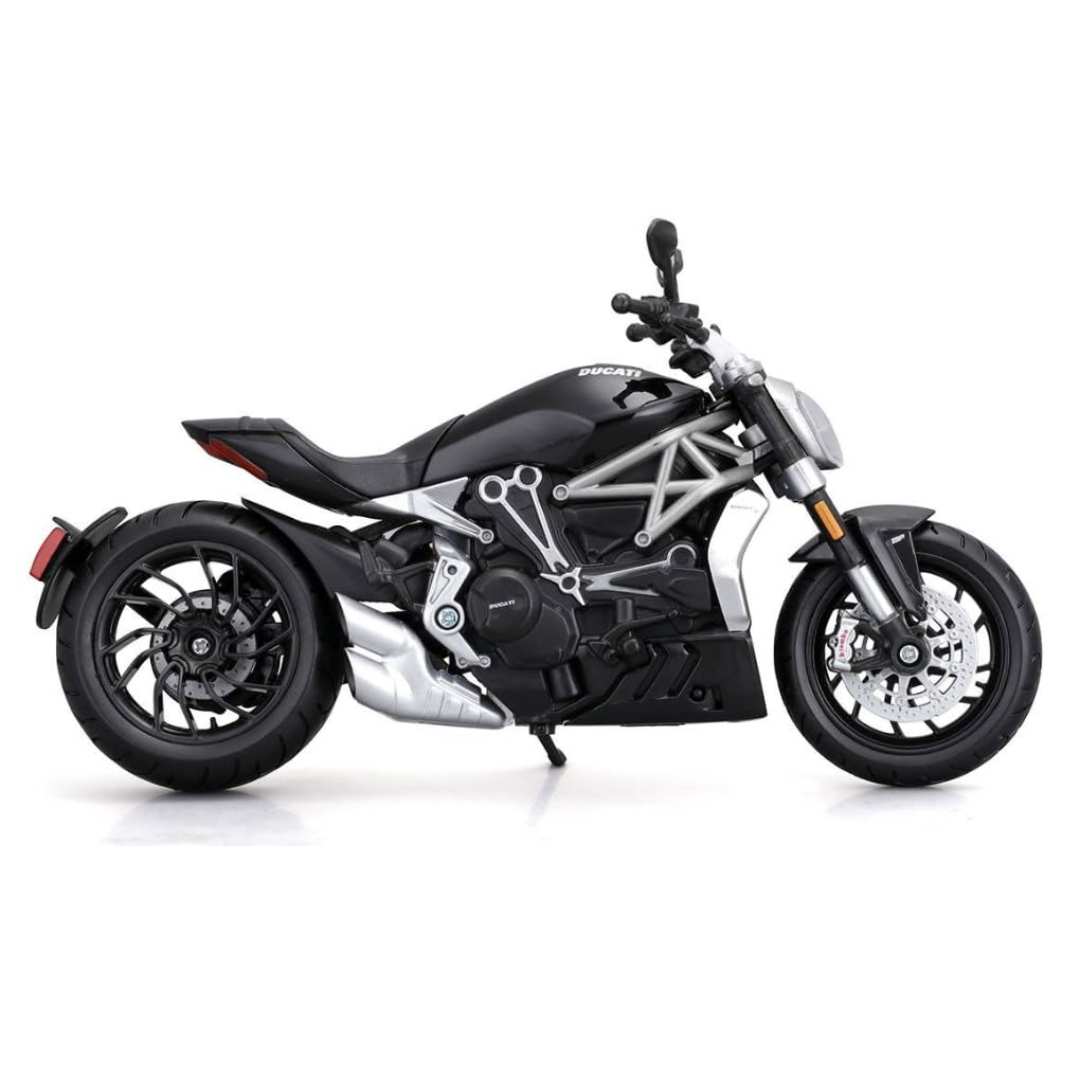 Black Ducati x Diavel S 1:12 Scale Die-cast Bike by Maisto -Maisto - India - www.superherotoystore.com
