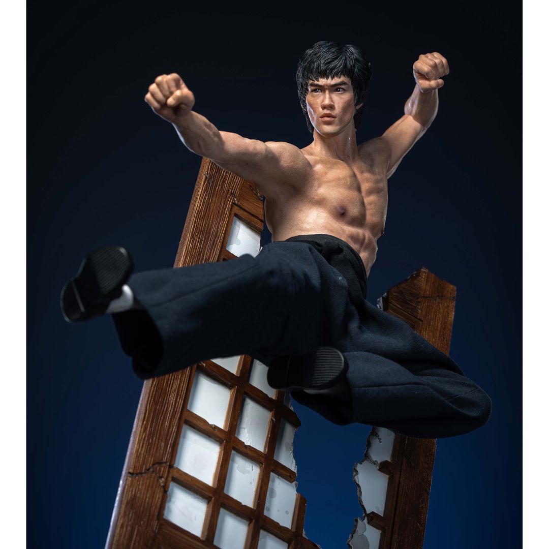 Bruce Lee (Flying-Kick) Statues By Star Ace Toys -Star Ace Toys - India - www.superherotoystore.com