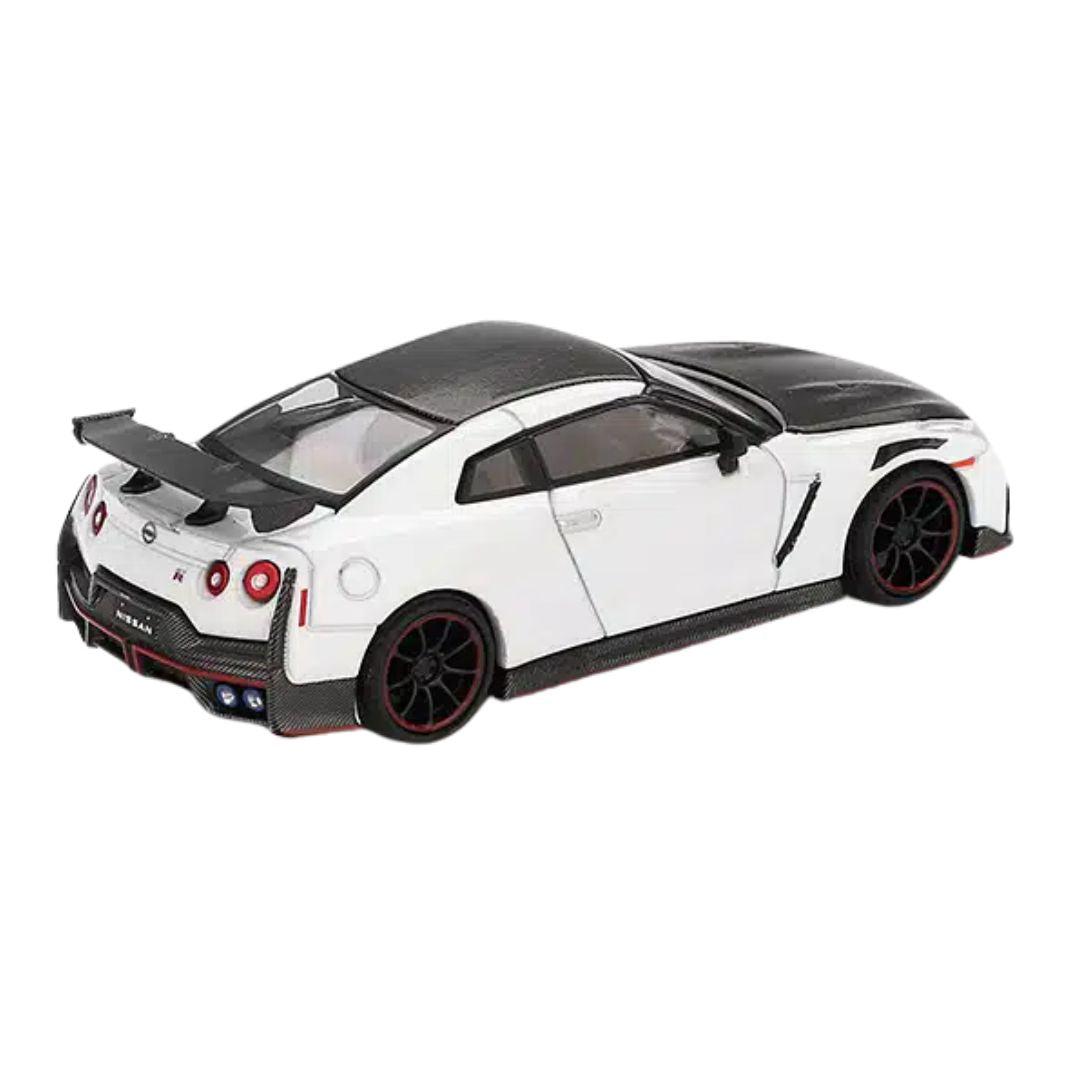 Nissan GT-R Nismo 2024 Brilliant White Pearl 1:64 Scale Die-Cast Car By Mini GT -Mini GT - India - www.superherotoystore.com