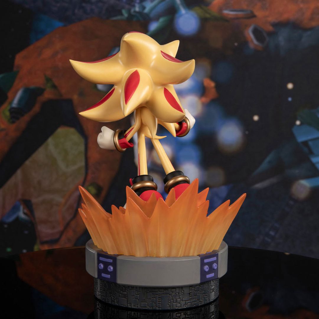 The Ultimate Life Form: Super Shadow Statue By First 4 Figures