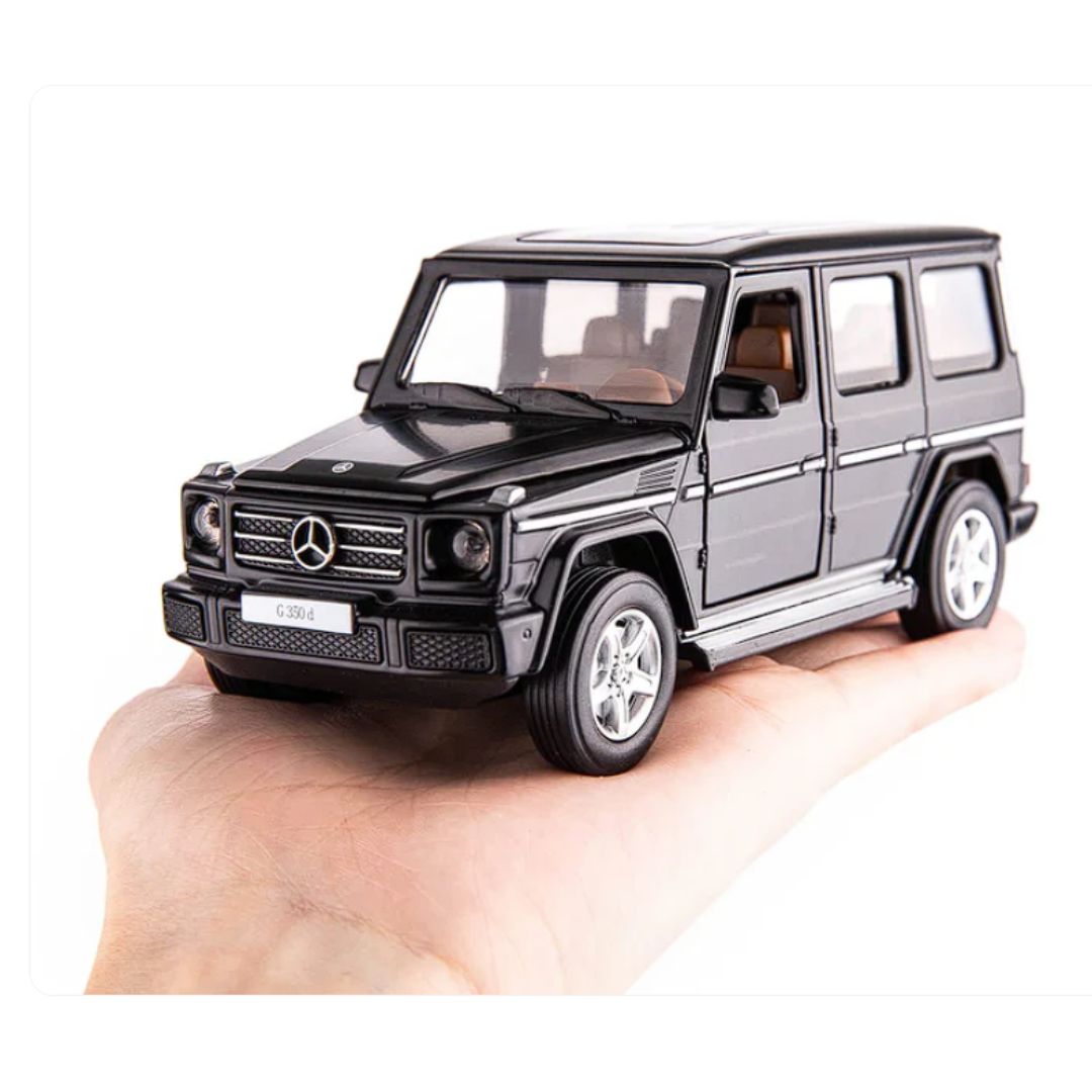 Black Mercedes-Benz G 350d 1:32 Scale Die-Cast car By MSZ
