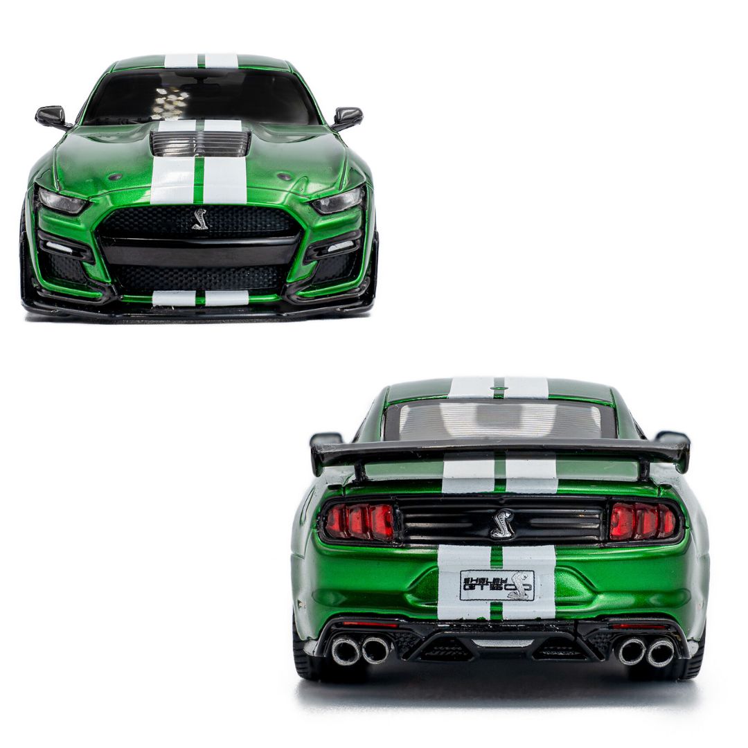 1:43 Shelby Mustang Gt500 Eruption Green Metallic W/White Stripes 2020 By Solido