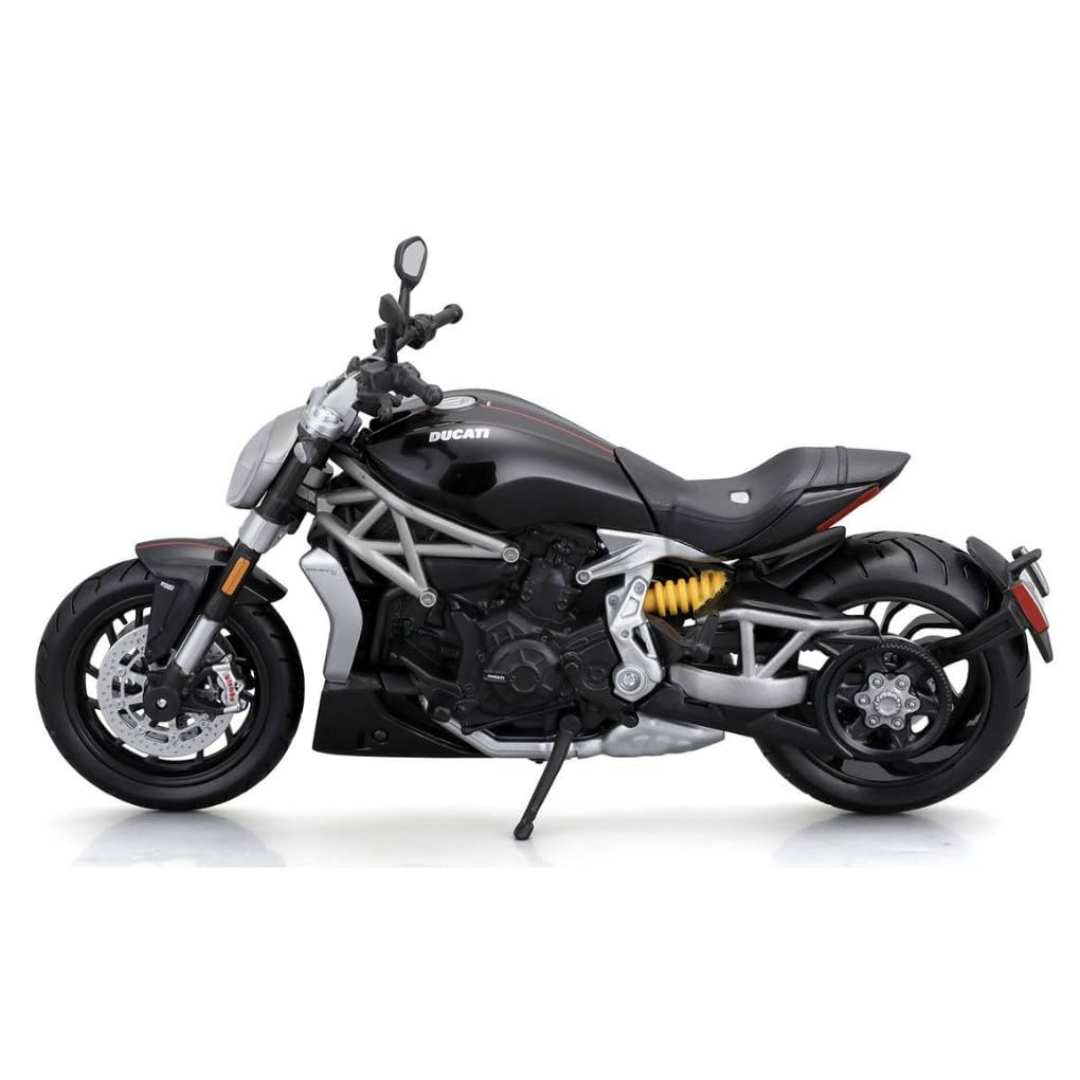 Black Ducati x Diavel S 1:12 Scale Die-cast Bike by Maisto -Maisto - India - www.superherotoystore.com