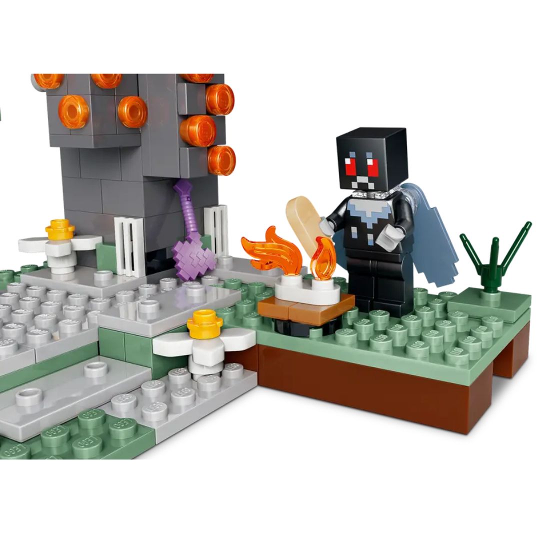 Minecraft The Pale Garden By Lego -Lego - India - www.superherotoystore.com