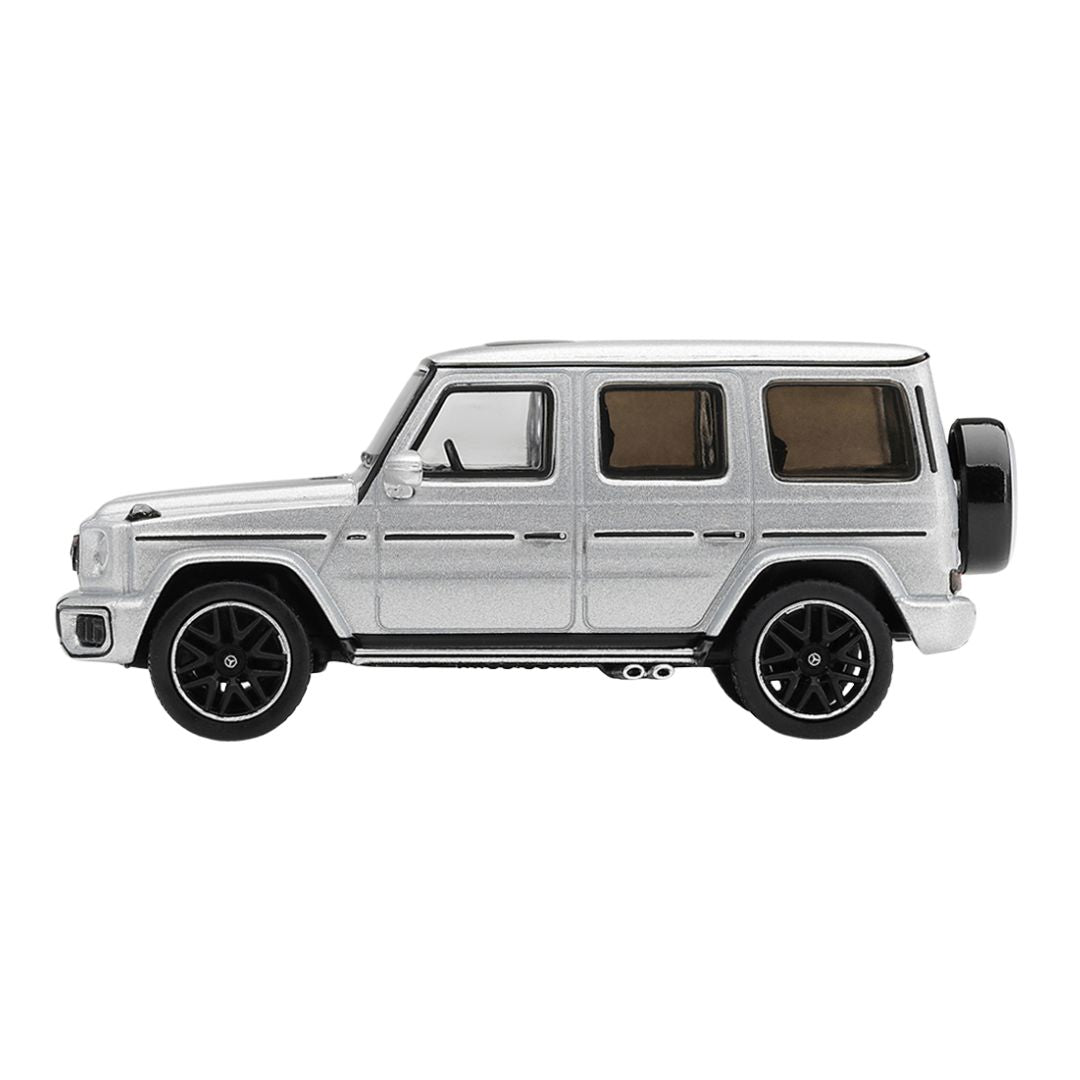 Mercedes-Amg G 63 Silver Metallic / Blister Packaging 1:64 Scale Die-Cast Car By Mini Gt
