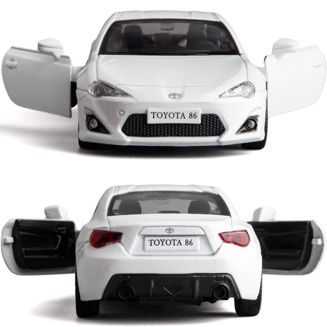 White Toyota 86 1:43 Scale Die-Cast Car By RMZ