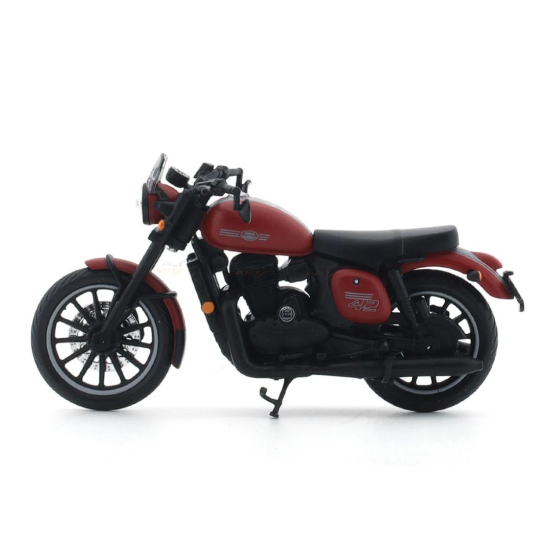 Jawa 42 Orion Red 1:18 Scale Die-Cast Bike by Maisto -Maisto - India - www.superherotoystore.com