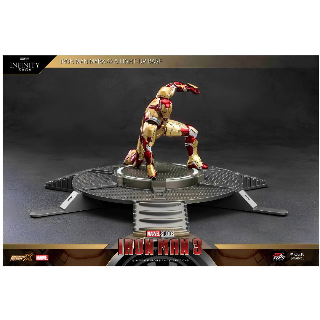 Iron Man Mk42 & Light Up Base Set By Zd Toys