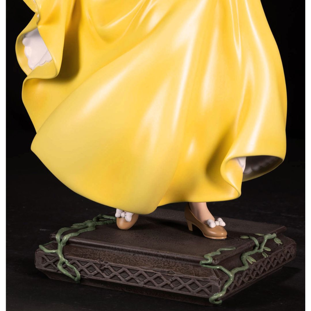 Snow White Statue By Pcs Collectibles