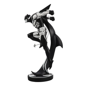 Batman Black and White Batman White Knight by Sean Murphy Sketch Edition Variant Resin 1:10 Scale Statue by Mcfarlane -McFarlane Toys - India - www.superherotoystore.com