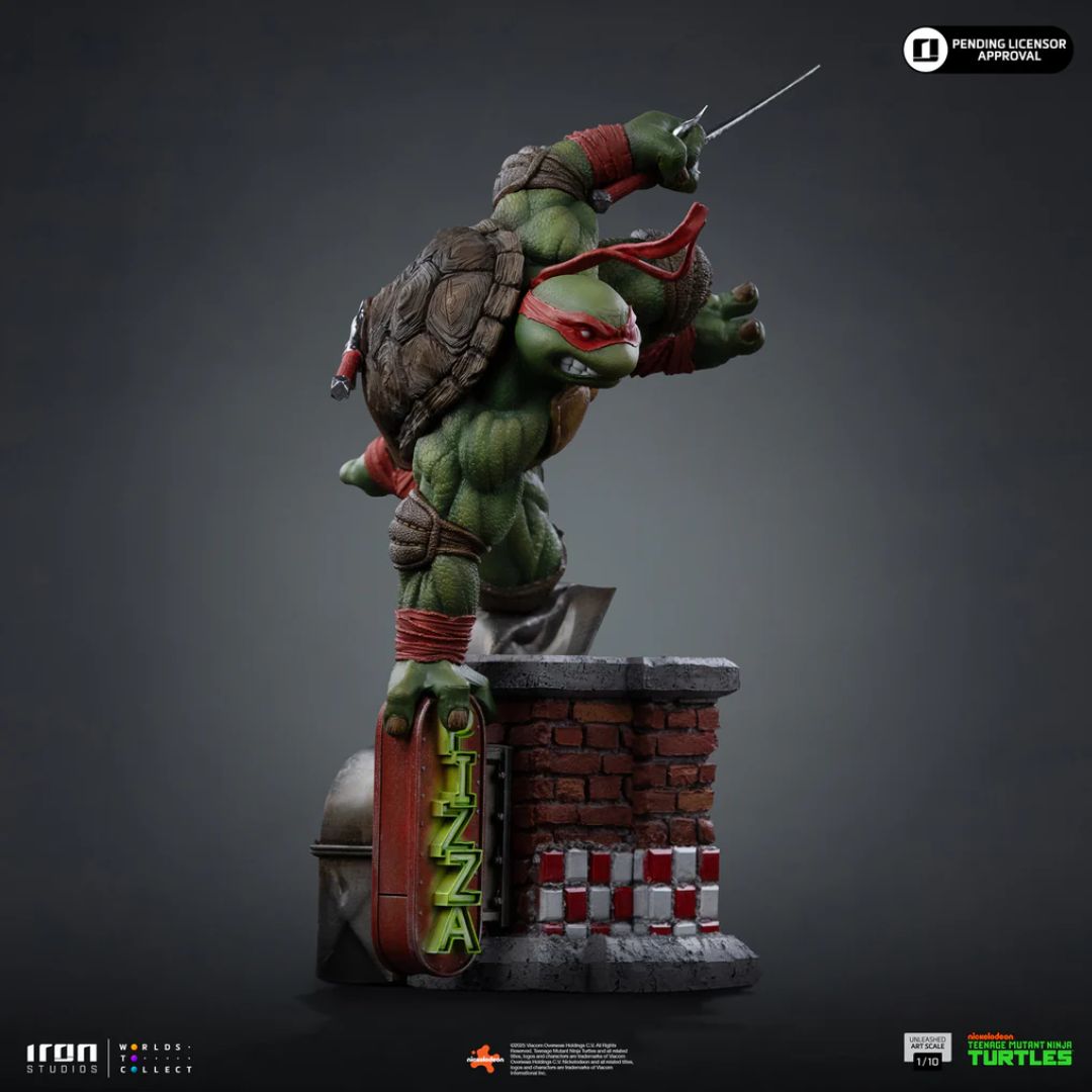 Teenage Mutant Ninja Turtles Raphael  Unleashed Statue By Iron Studios