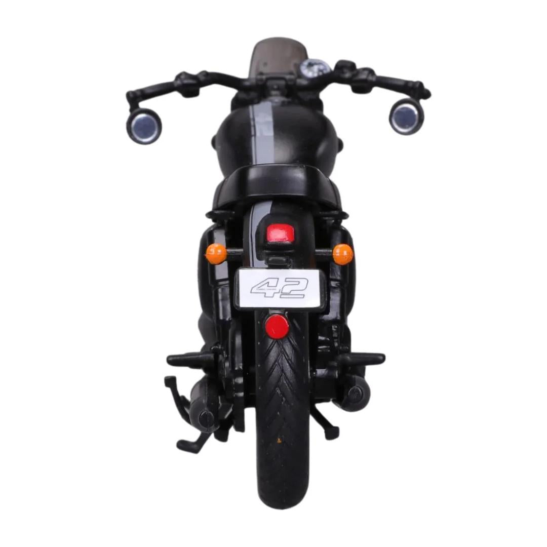 Jawa 42 Allstar Black 1:18 Scale Die-Cast Bike by Maisto -Maisto - India - www.superherotoystore.com