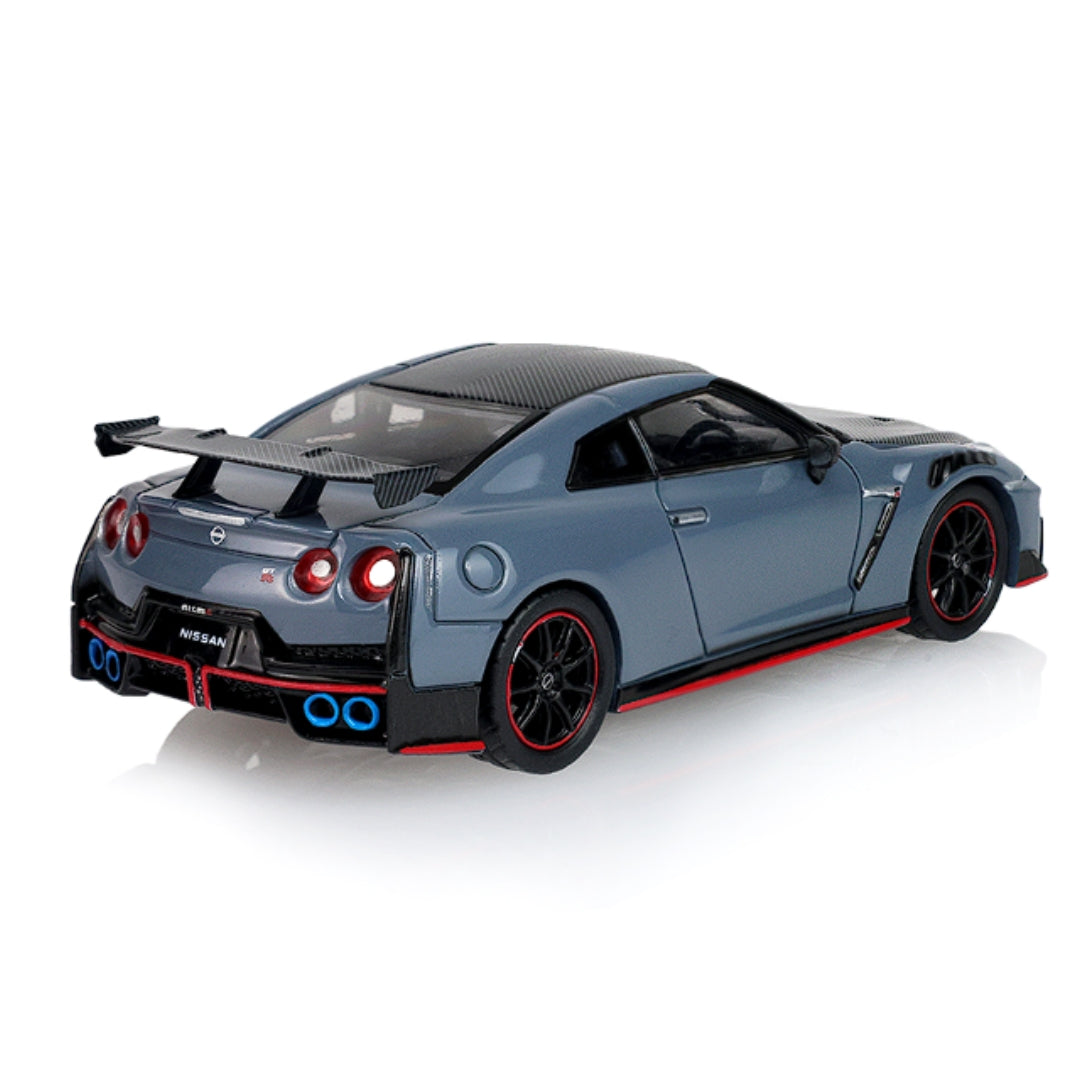 Tokyo Torque Series 10 - 2024 Nissan Gtr Nismo - Stealth Gray (Kce) (New Tooling)1:64 Scale Die-Cast Car By Green Light