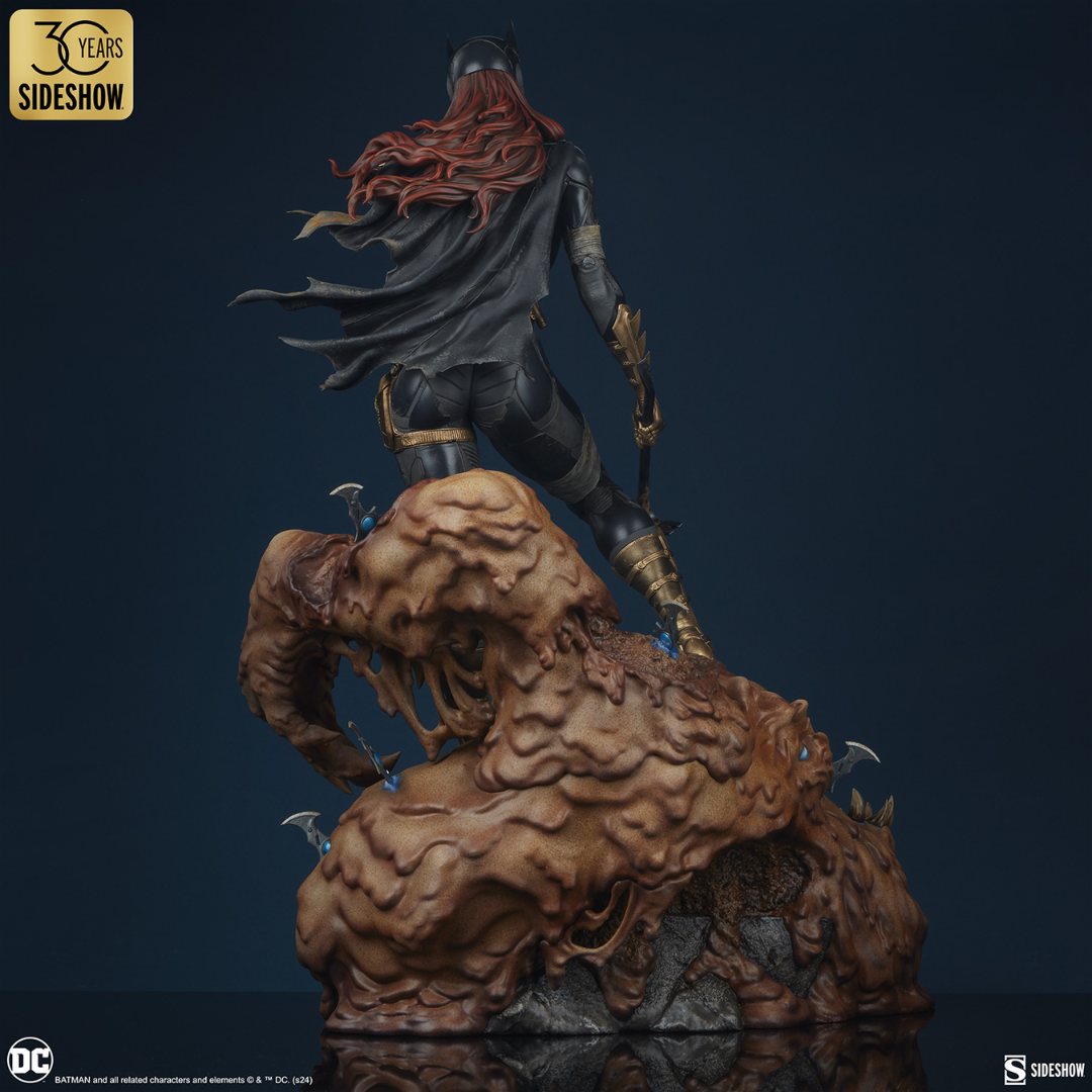 Batgirl Premium Format™ Statue by Sideshow Collectibles -Sideshow Collectibles - India - www.superherotoystore.com