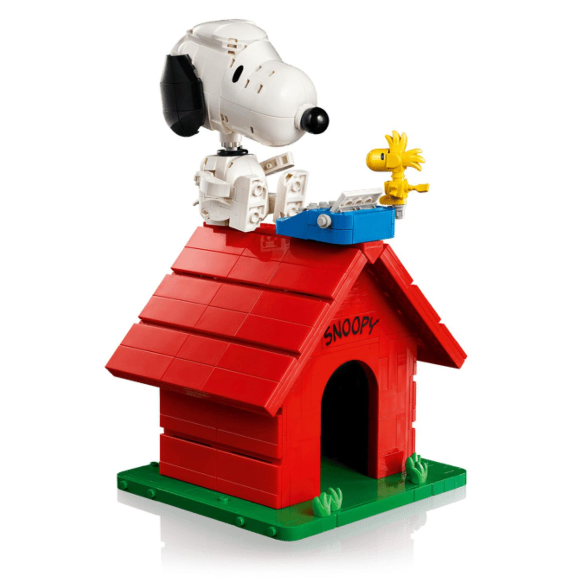 Peanuts: Snoopy'S Doghouse By Lego
