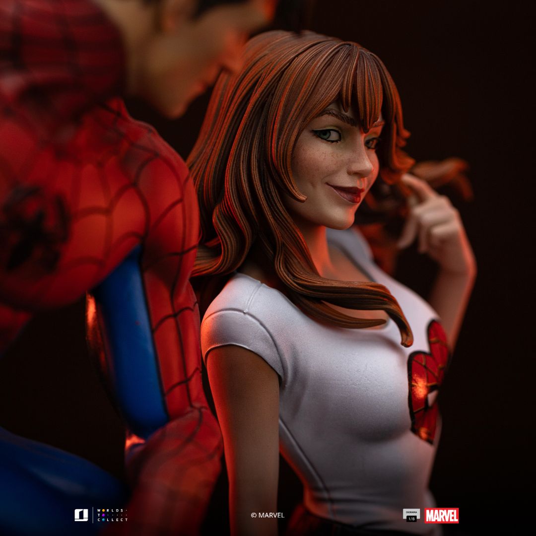 Spider-Man: The Animated Series – Spider-Man And Mary Jane Deluxe Art Statue By Iron Studios -Iron Studios - India - www.superherotoystore.com