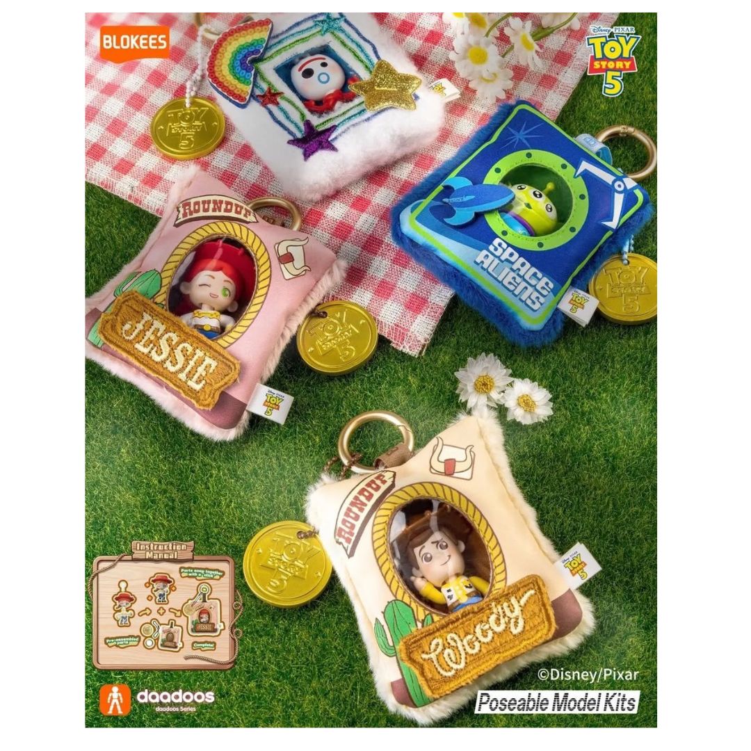 Toy Story-Daadoos-Mate01-Plushie Memories Blind Box Model Kit By Blokees