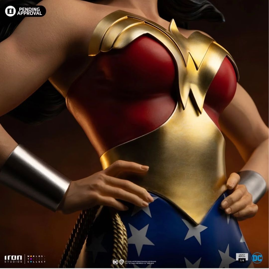 Wonder Woman - Dc Trinity - Legacy Replica Statue  By Iron Studios -Iron Studios - India - www.superherotoystore.com