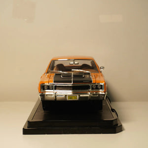 1970 Amc Rebel - 1:18 Scale Model Die Cast Car by Road Signature -Royal Signature - India - www.superherotoystore.com
