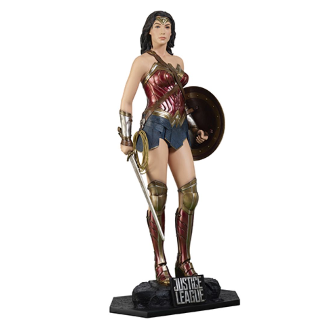 Wonder Woman - Life-Size Figure Justice League By Muckle Mannequin