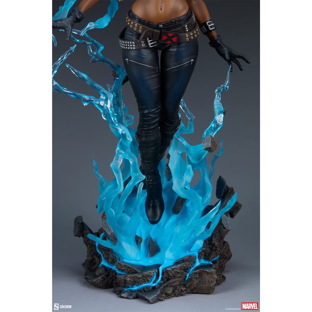 Storm Premium Format Statue By Sideshow Collectibles