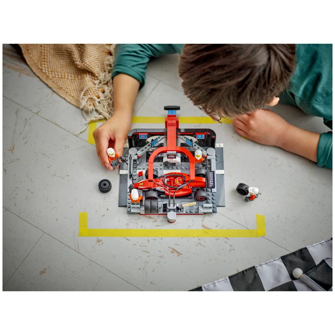 F1 Pit Stop & Pit Crew With Pit Crew Lego City By Lego -Lego - India - www.superherotoystore.com