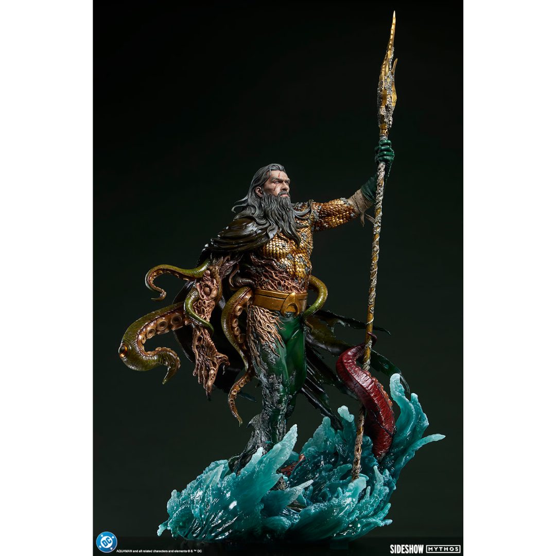 Aquaman: Lord Of The Deep Premium Format Statue By Sideshow Collectibles