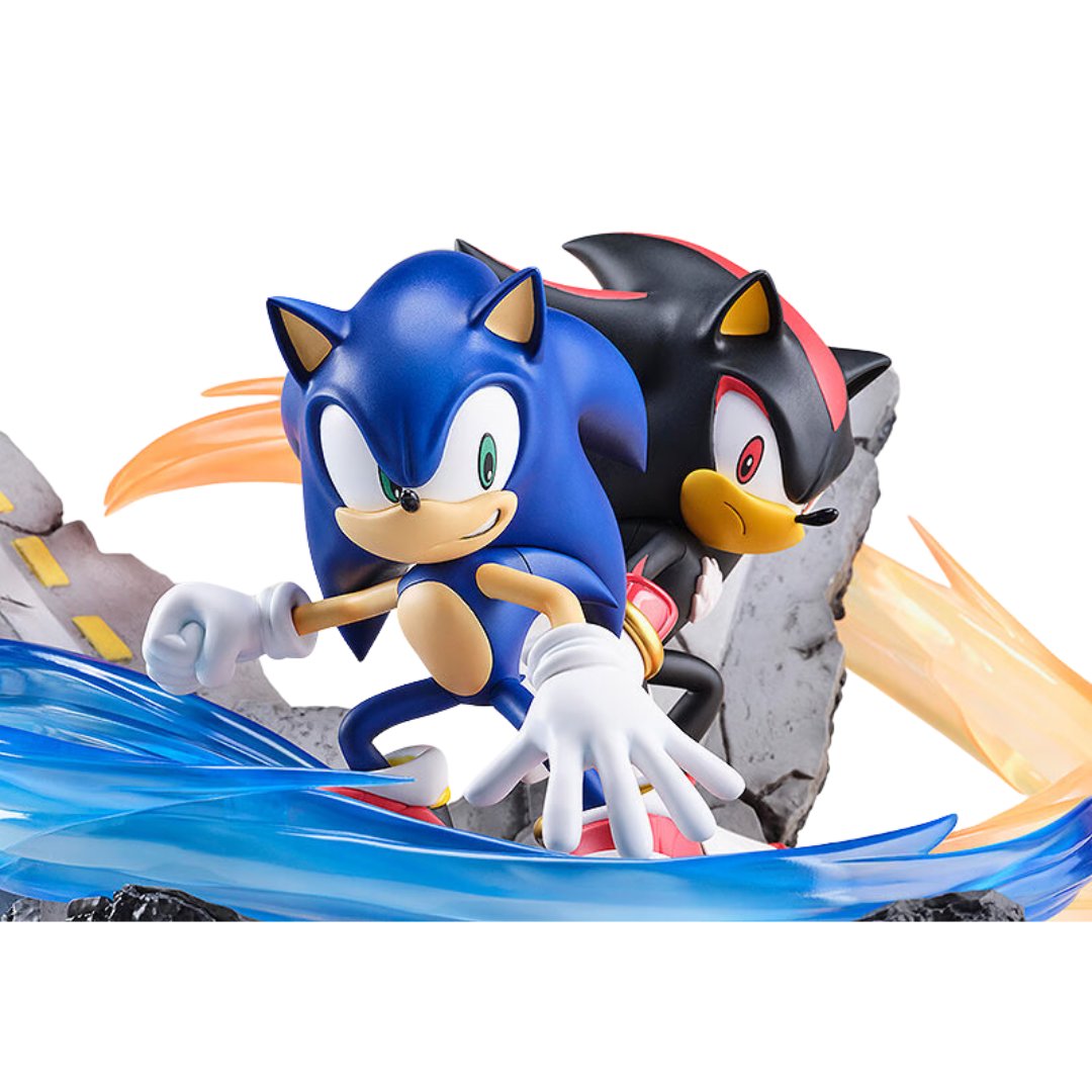 Sonic Adventures2 Sonic The Hedgehog Super Situation statue by Sega Go