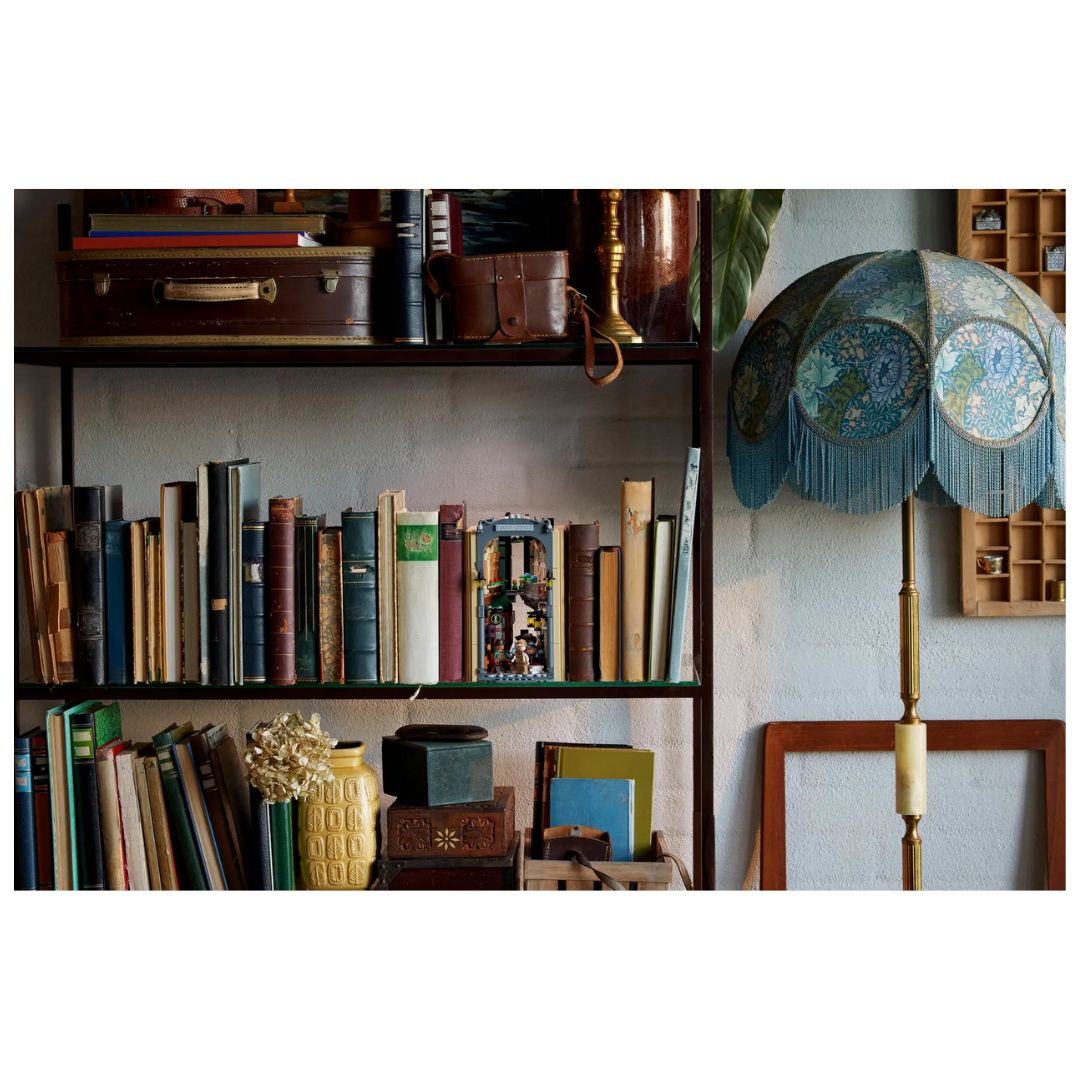 Sherlock Holmes: Book Nook By Lego -Lego - India - www.superherotoystore.com